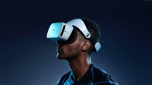 Immersive Realities: Unveiling the Boundless Potential of Virtual Reality