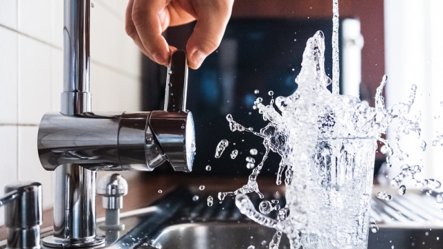 Plomberie et débouchage: Astuces pratiques pour des canalisations fluides.