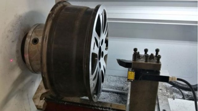 Reviving Wheels: Exploring the Vertical Wheel Repair Lathe